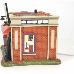 Hot Properties Village<Department 56 Elvira's Big Time Video Store