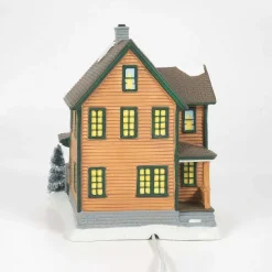 A Christmas Story Village<Department 56 Ralphie's House