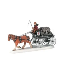 Dickens Village<Department 56 Red Lion Pub Beer Wagon